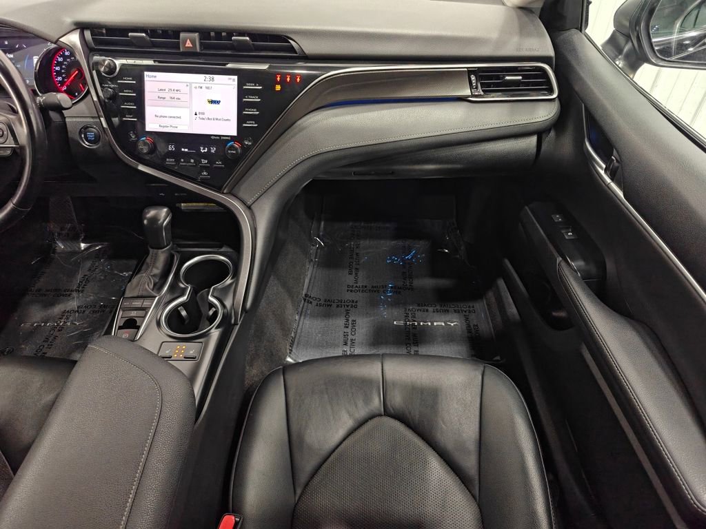 Used 2020 Toyota Camry XSE FWD image 28