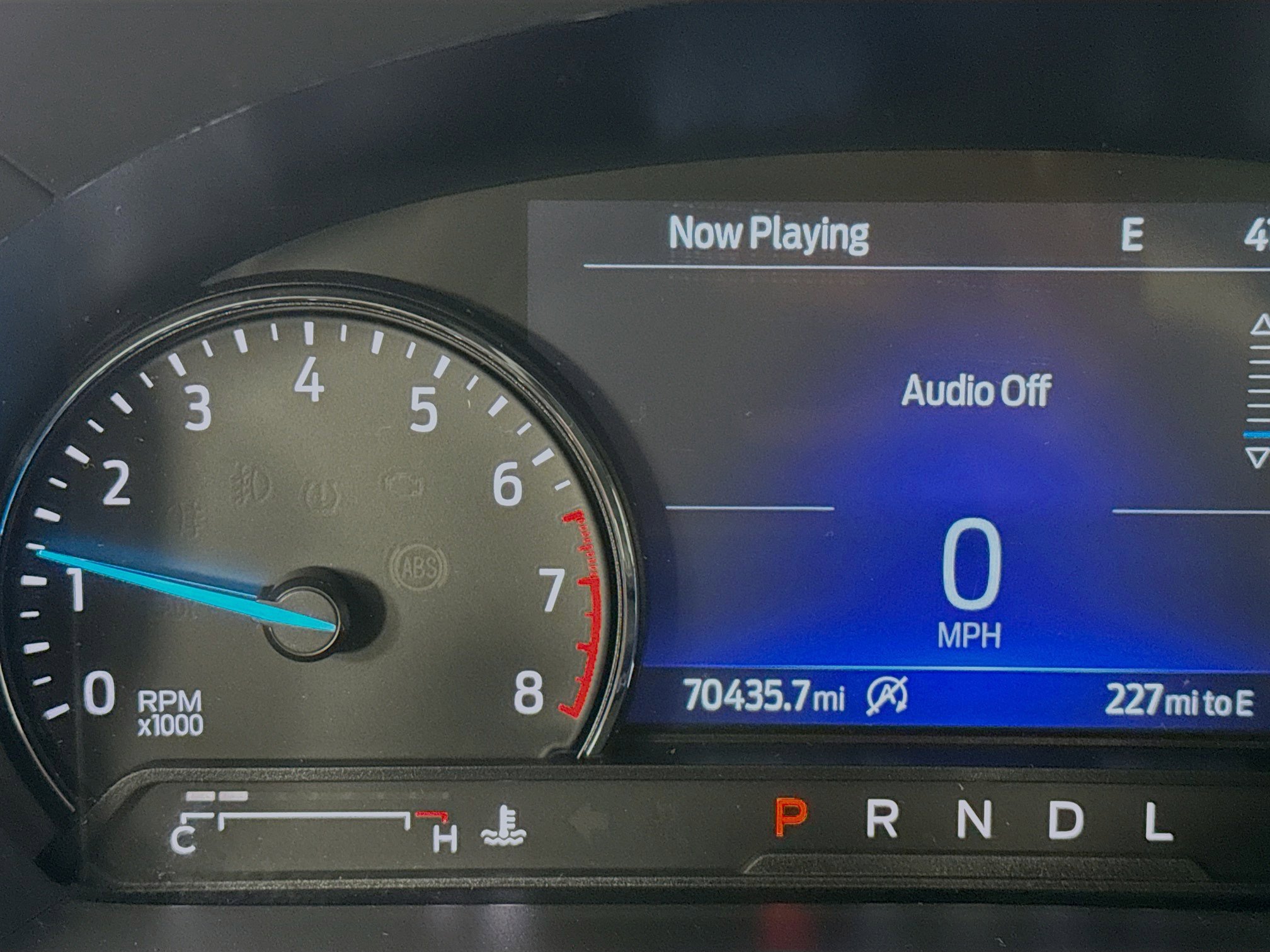 Used 2022 Ford Explorer XLT w/ Equipment Group 202A image 12