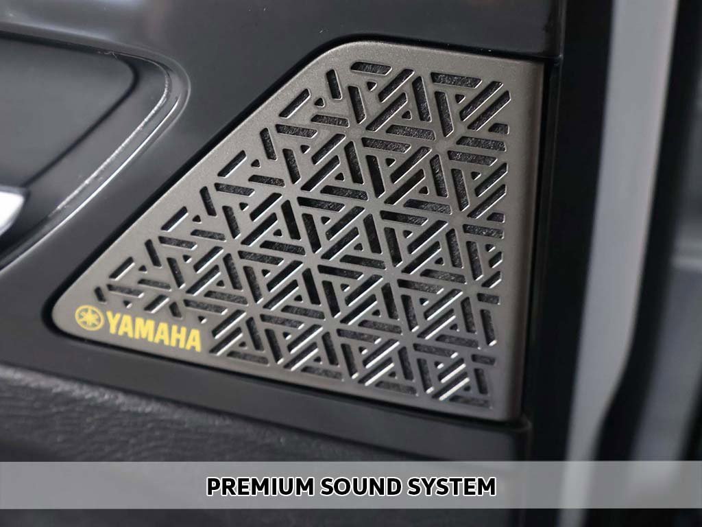 New 2026 Mitsubishi Outlander SEL image 5