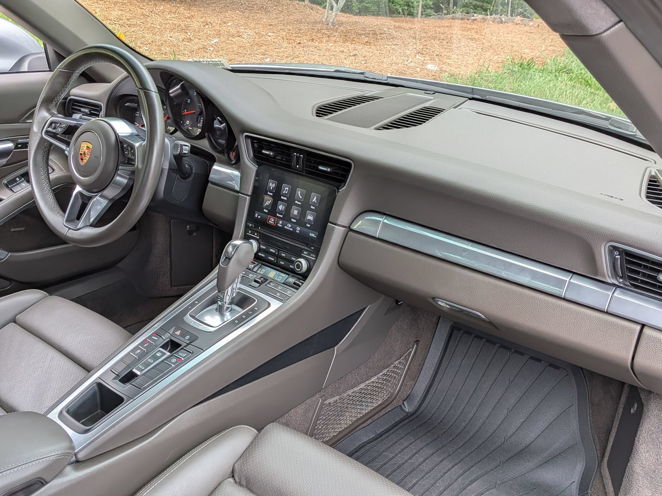 Certified 2019 Porsche 911 Carrera RWD image 26
