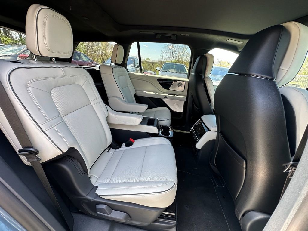 New 2026 Lincoln Aviator Black Label w/ Dynamic Handling Package AWD/4WD image 25