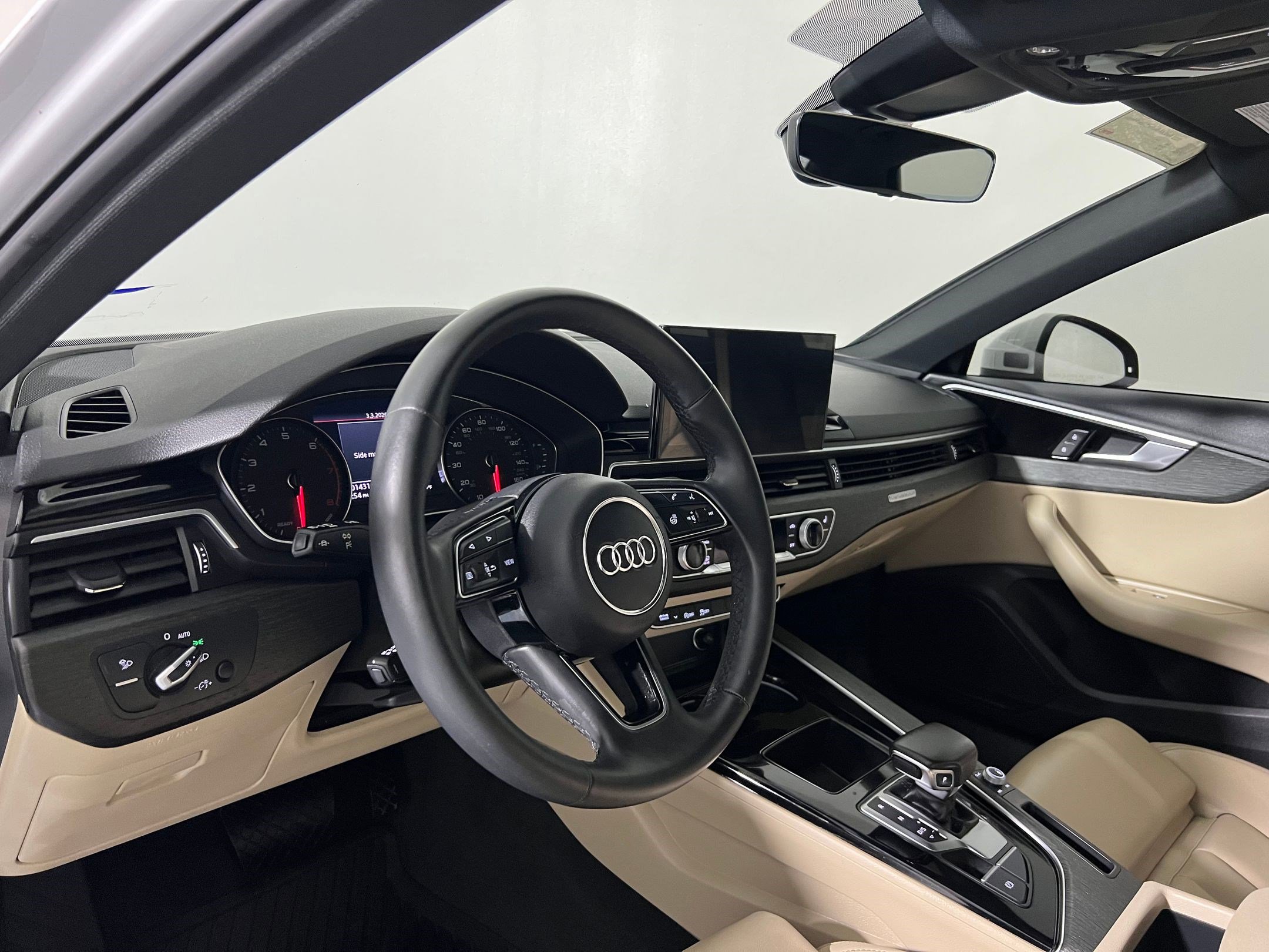 Used 2023 Audi A4 2.0T Premium image 4