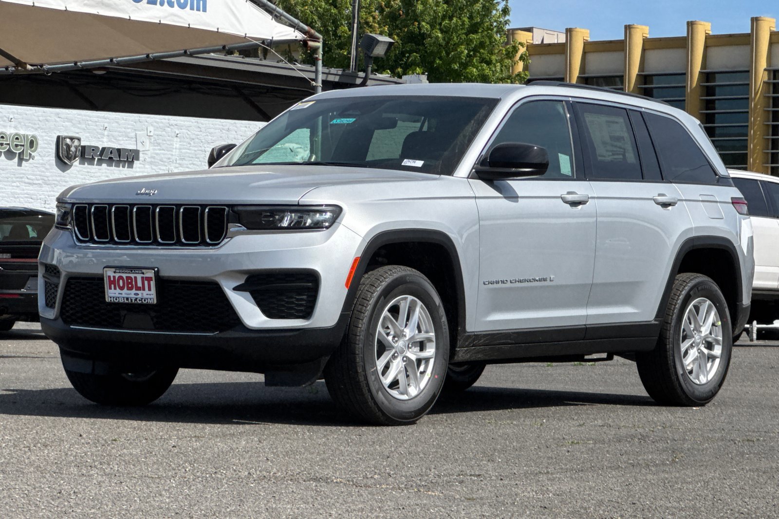 New 2026 Jeep Grand Cherokee 4WD image 7