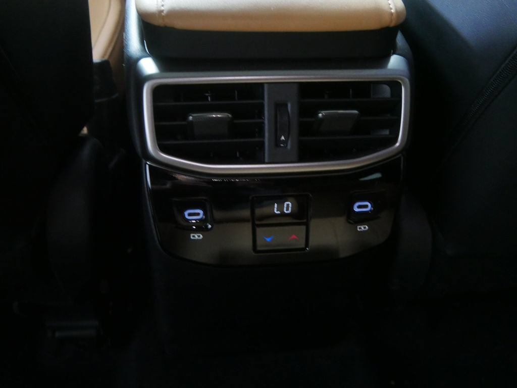 Used 2024 Lexus RX 350 Premium w/ Cold Area Package AWD/4WD image 20