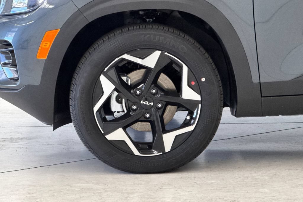 New 2026 Kia Seltos EX FWD image 27