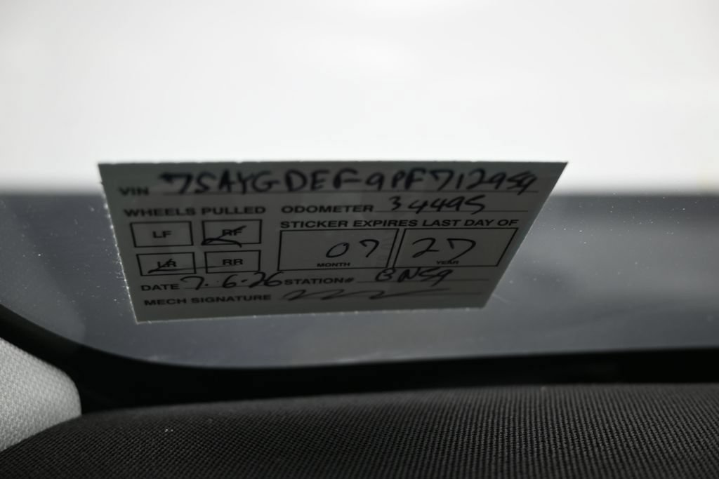 Used 2023 Tesla Model Y Performance AWD/4WD image 12
