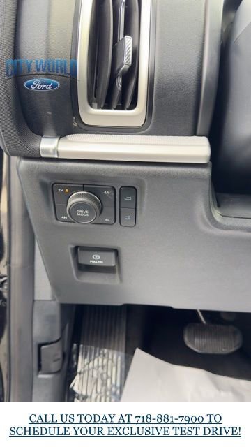 Certified 2025 Ford Expedition Active image 8