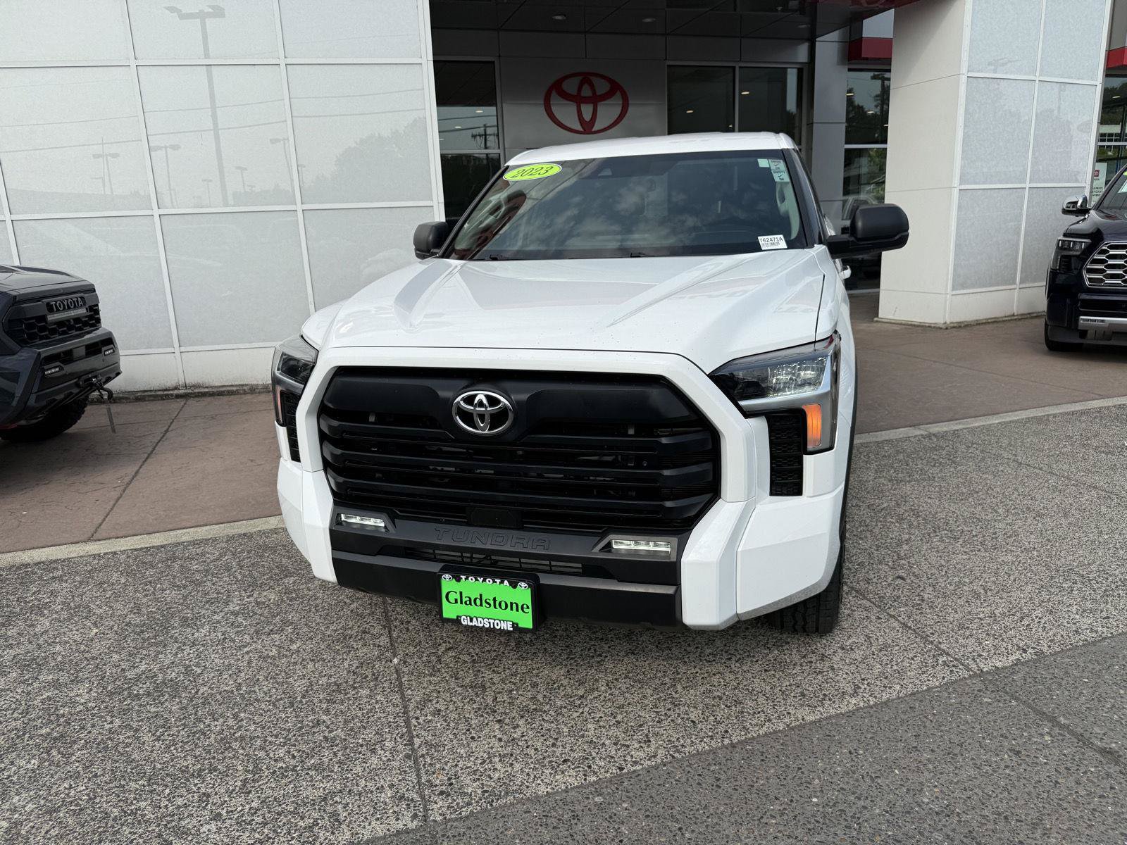 Used 2023 Toyota Tundra SR5 w/ SR5 Premium Package RWD image 9