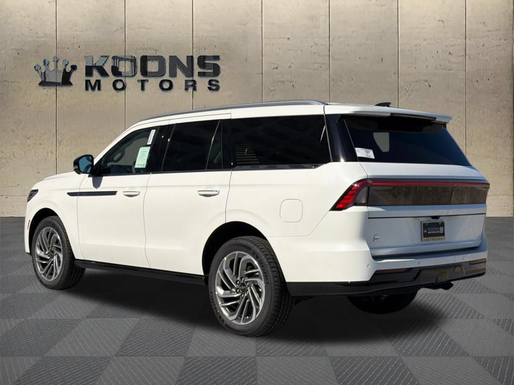 New 2026 Lincoln Navigator Reserve AWD/4WD image 6