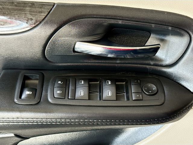 Used 2016 Dodge Grand Caravan SE w/ Quick Order Package 29E SE image 17