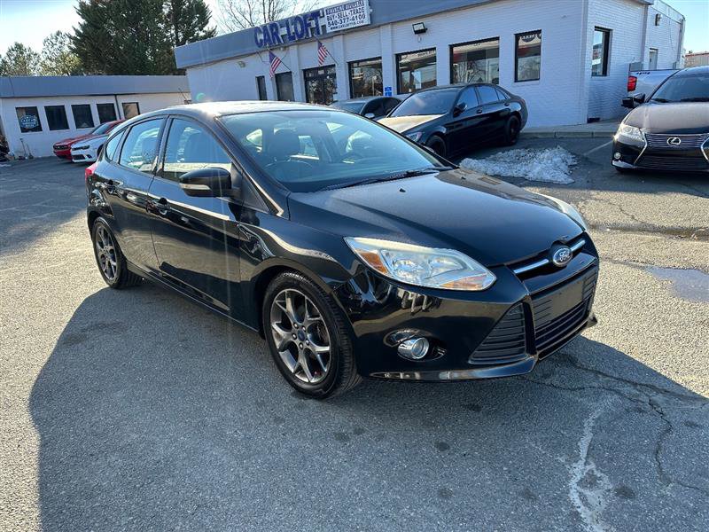 Used 2014 Ford Focus SE w/ Equipment Group 201A image 3