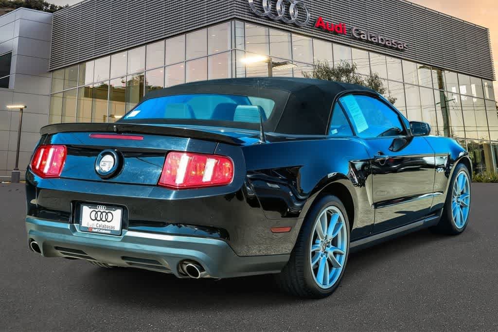 Used 2011 Ford Mustang GT Premium w/ Electronics Pkg RWD image 4