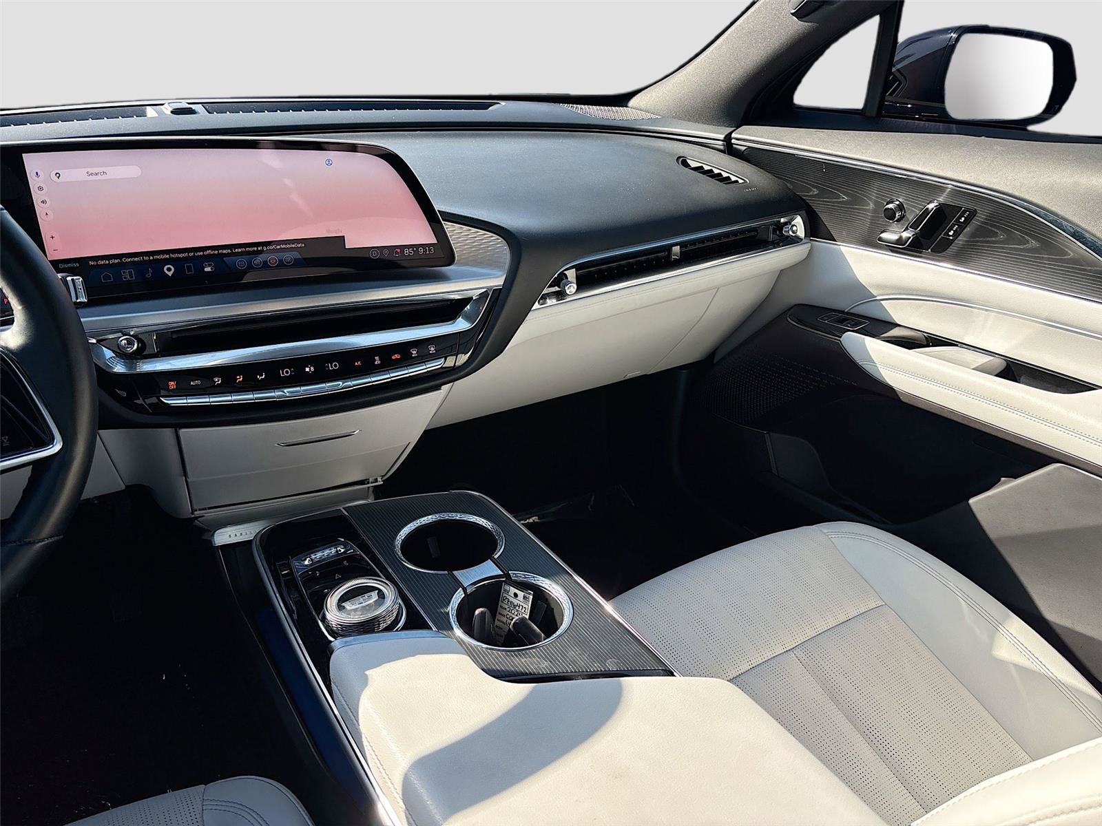 Used 2024 Cadillac Lyriq Sport RWD image 22