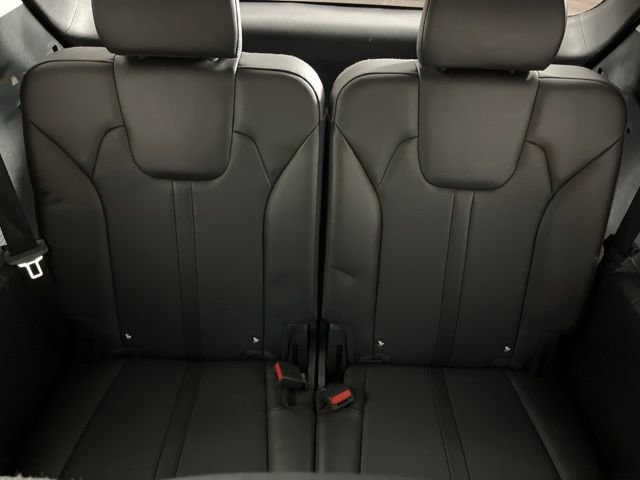 Used 2024 Kia Sorento S image 48