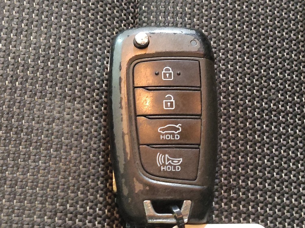Used 2022 Hyundai Accent SEL FWD image 32