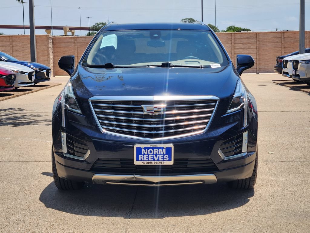Used 2017 Cadillac XT5 Platinum AWD/4WD image 2