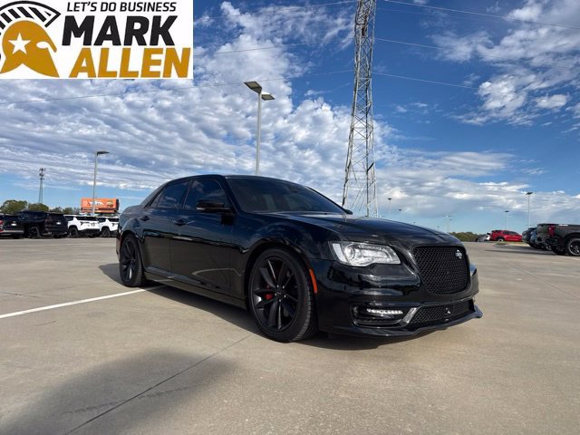 Used 2023 Chrysler 300 C