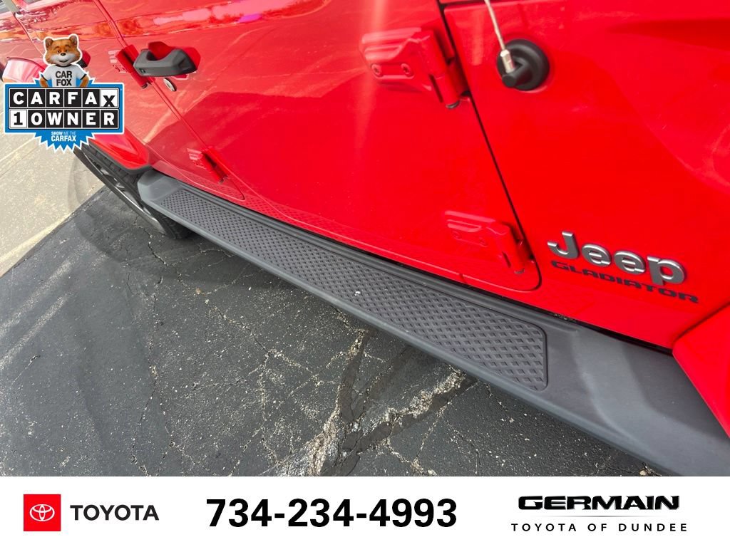 Used 2020 Jeep Gladiator Overland AWD/4WD image 17