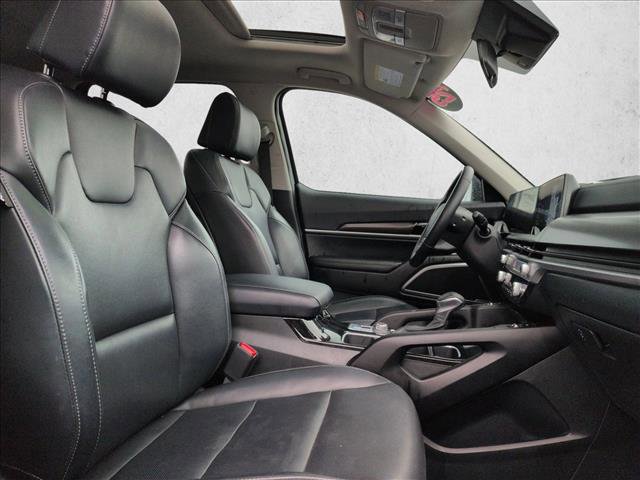 Used 2025 Kia Telluride S image 21