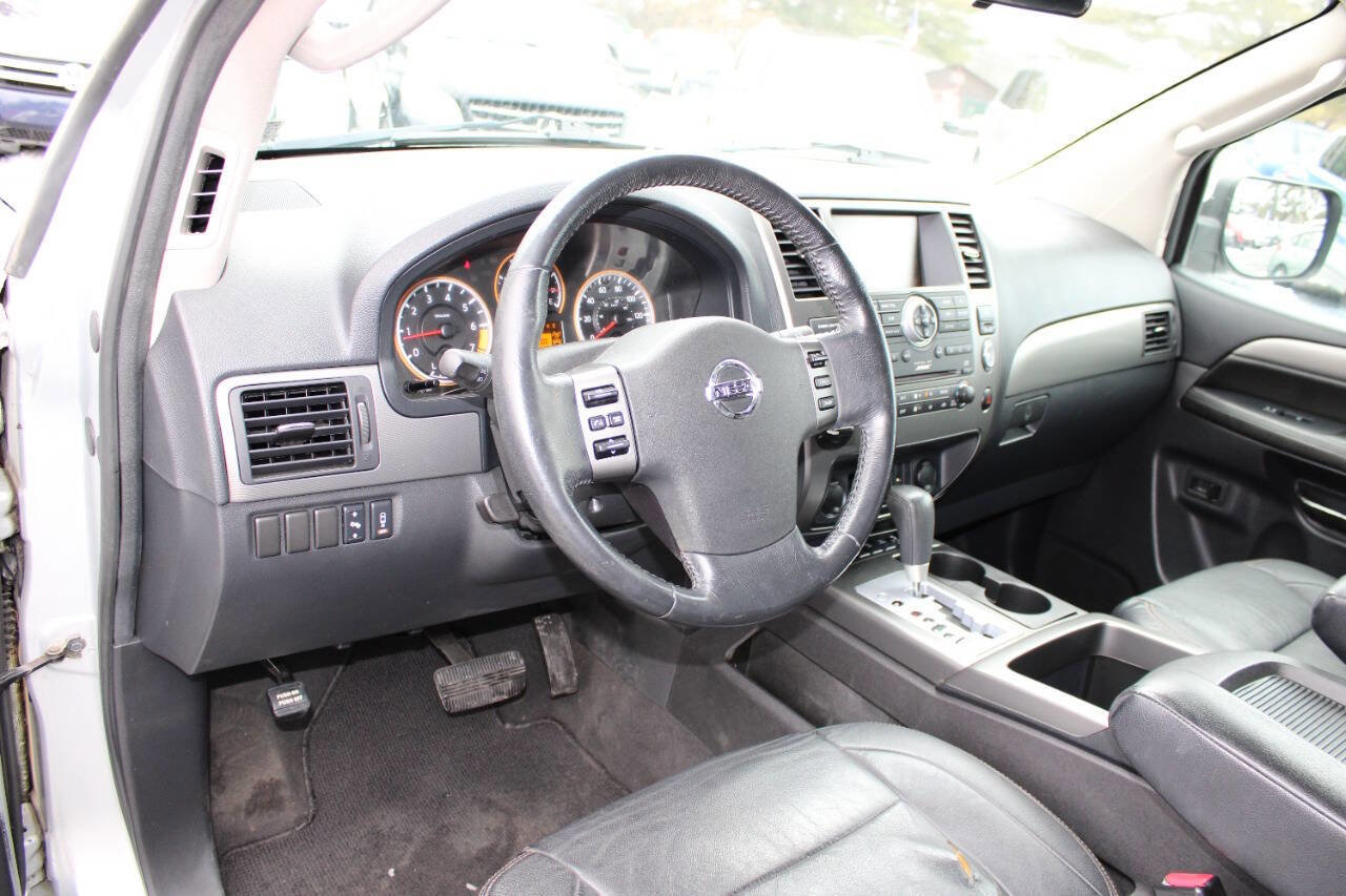 Used 2010 Nissan Armada SE image 13