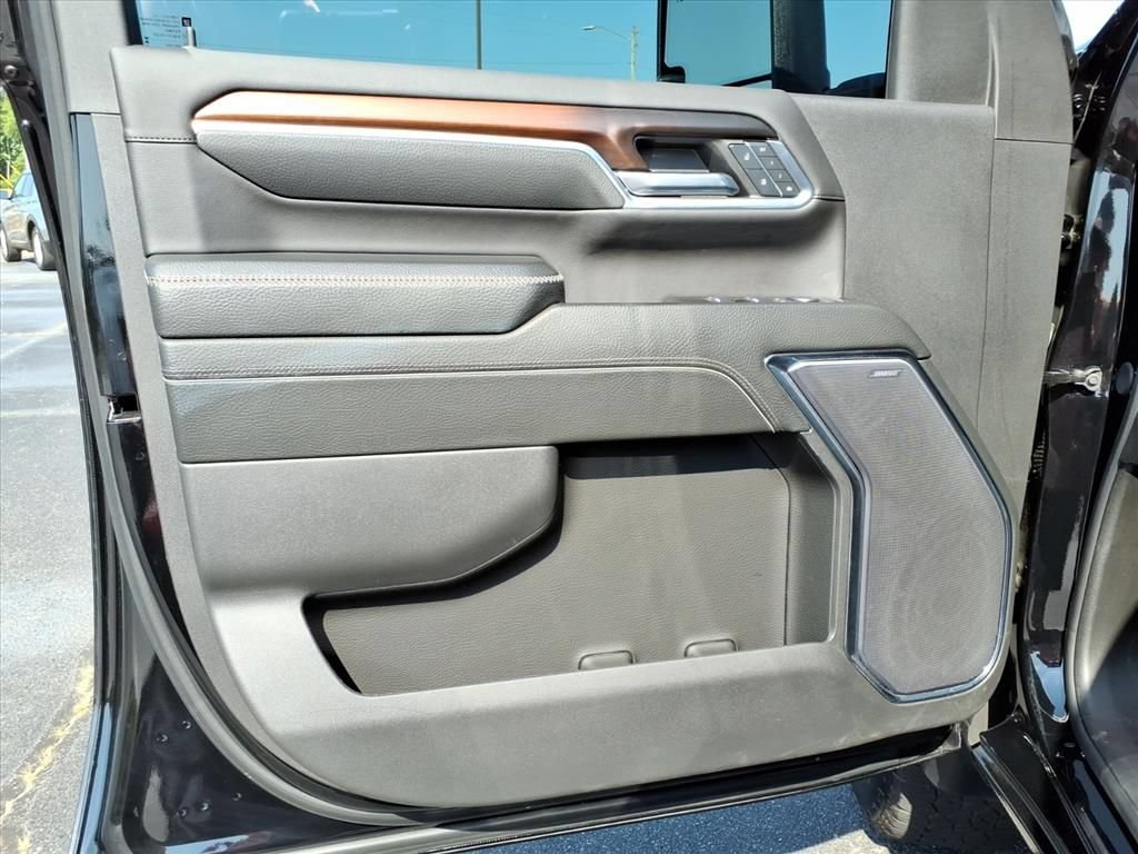 Used 2024 GMC Sierra 2500 Denali w/ Denali Reserve Package AWD/4WD image 6