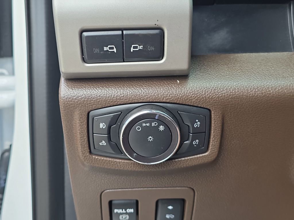 Certified 2020 Ford F150 King Ranch w/ Equipment Group 601A Luxury image 27