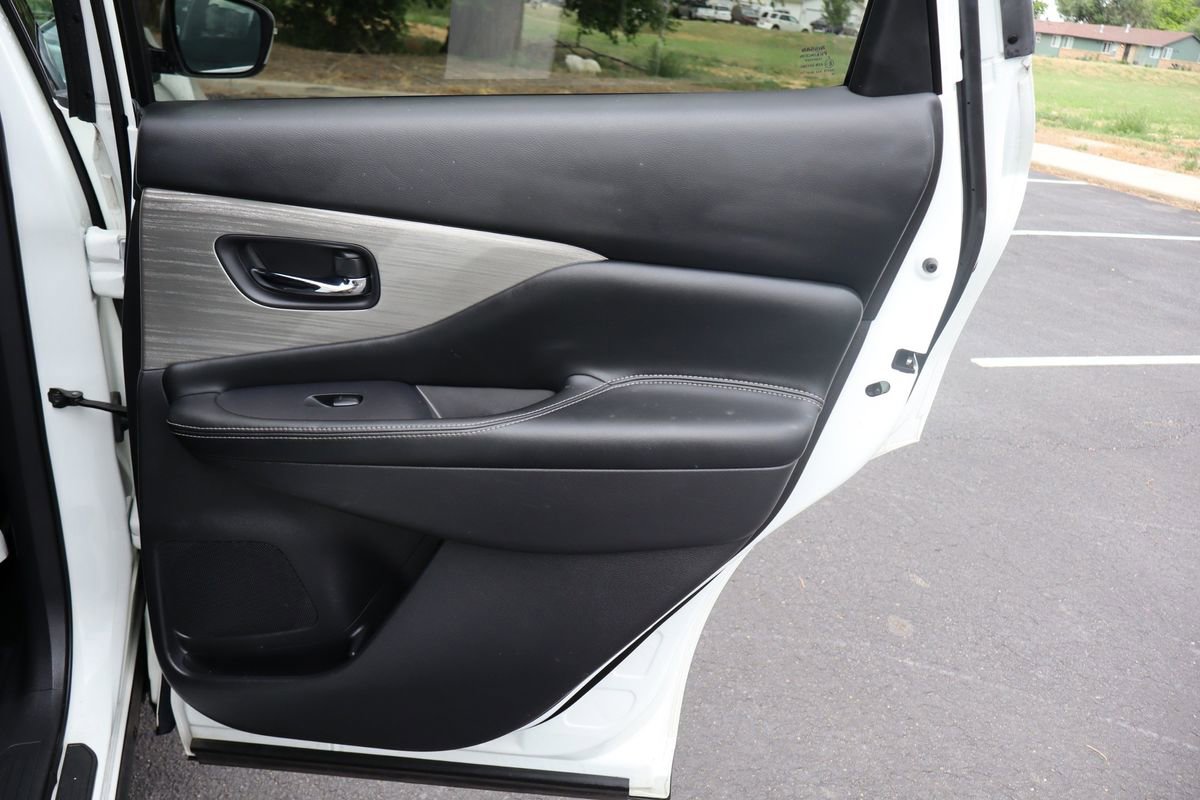 Used 2018 Nissan Murano S image 25