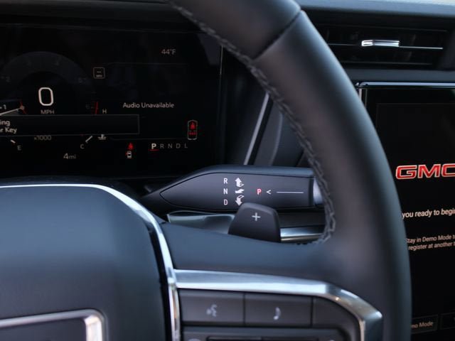 New 2026 GMC Terrain Denali w/ LPO, Black Badging Package AWD/4WD image 28