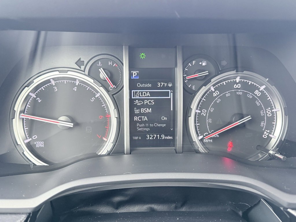 Used 2024 Toyota 4Runner TRD Off-Road Premium image 14