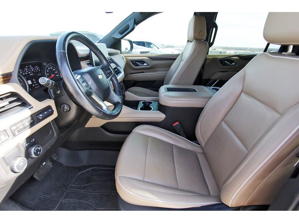 Used 2021 Chevrolet Suburban Premier image 6