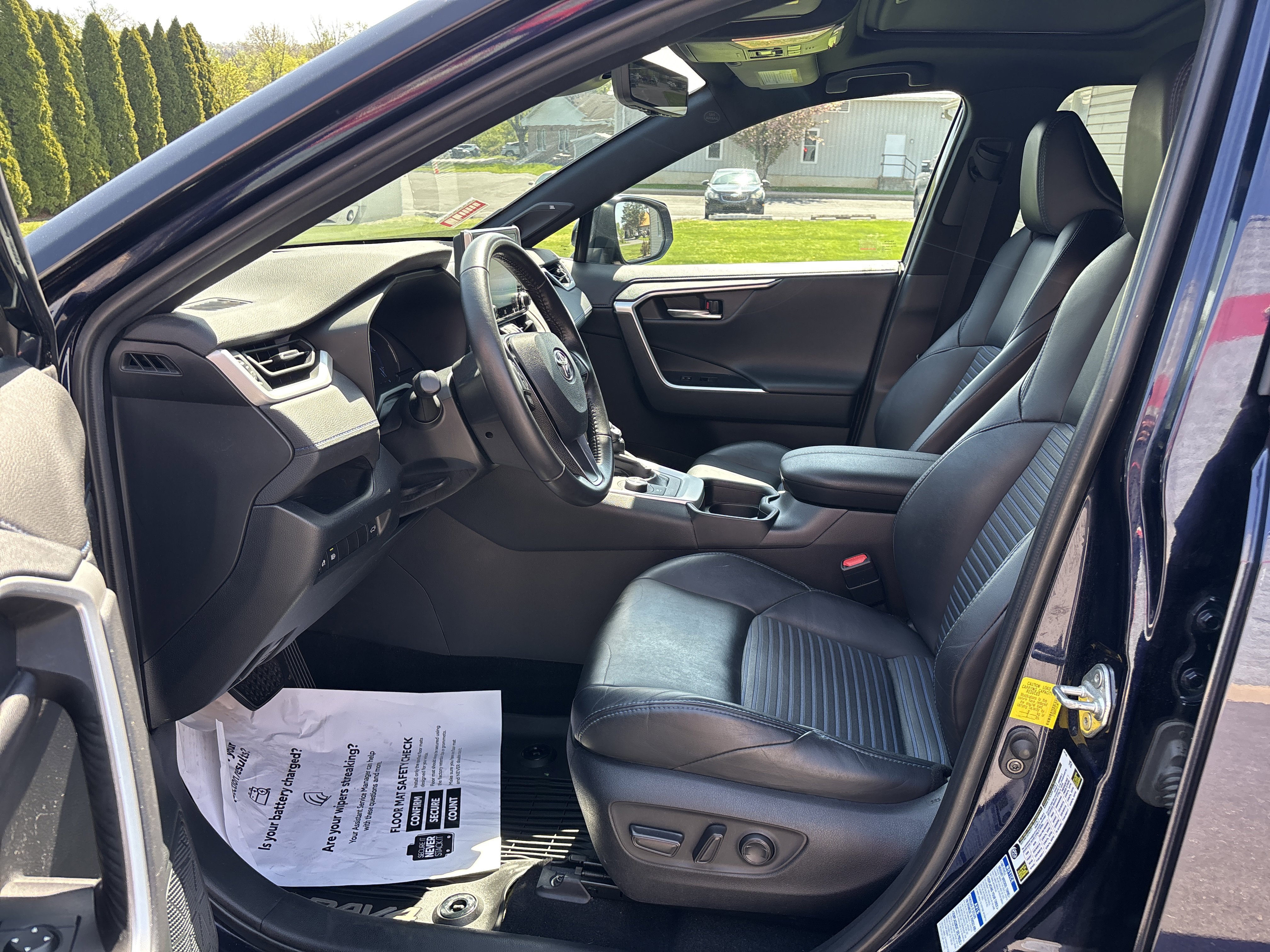 Used 2020 Toyota RAV4 XSE w/ All Weather Liner Package AWD/4WD image 13