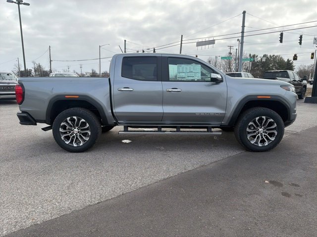 New 2026 GMC Canyon Denali image 5