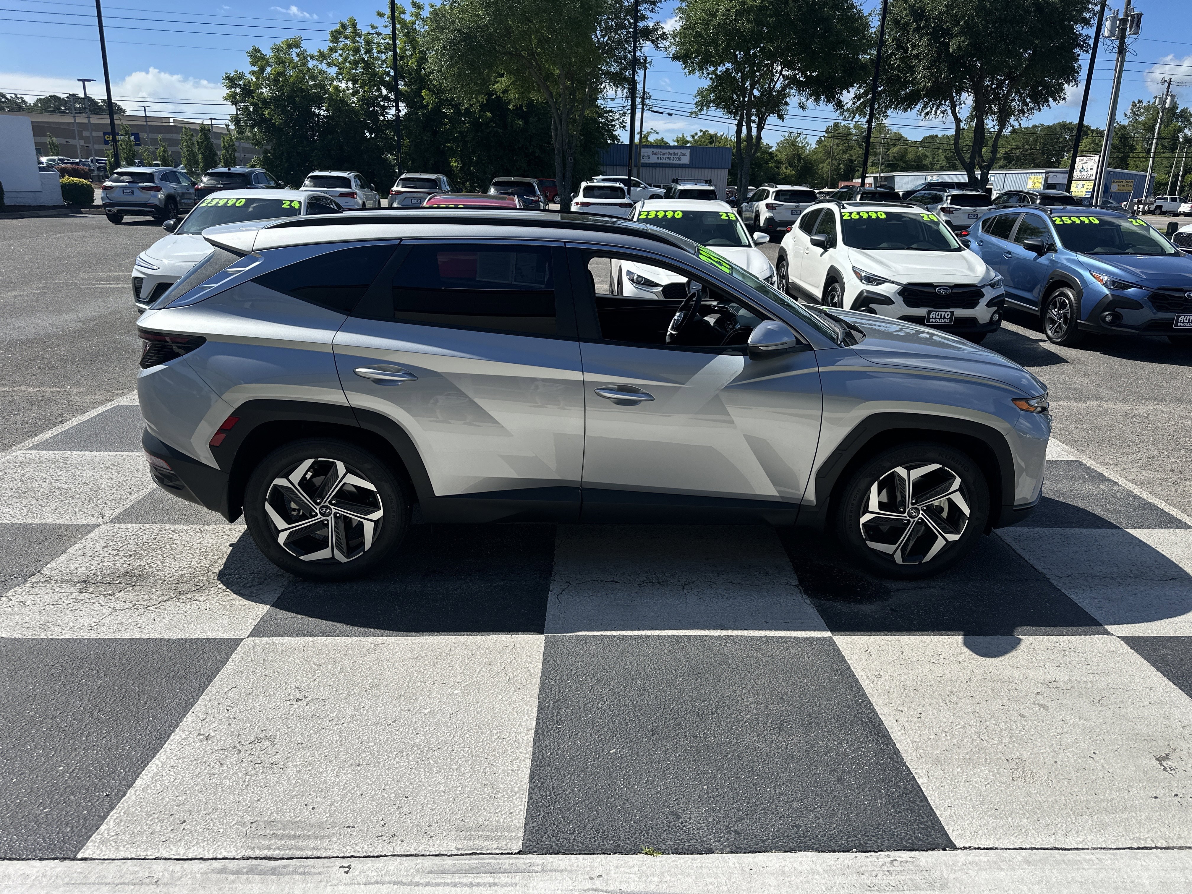 Used 2023 Hyundai Tucson SEL w/ Convenience Package FWD image 3