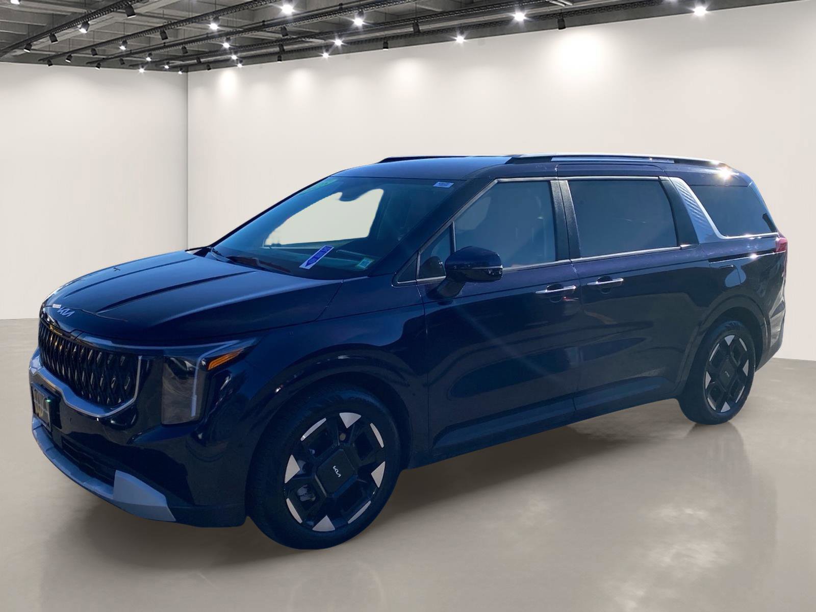 Certified 2025 Kia Carnival EX image 4