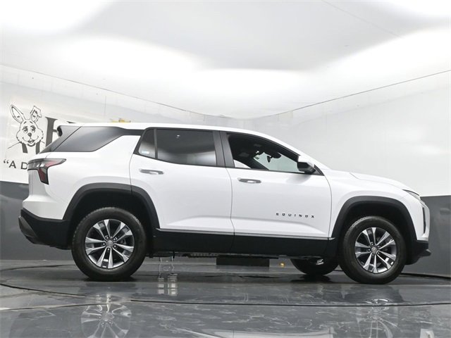 New 2026 Chevrolet Equinox LT image 31