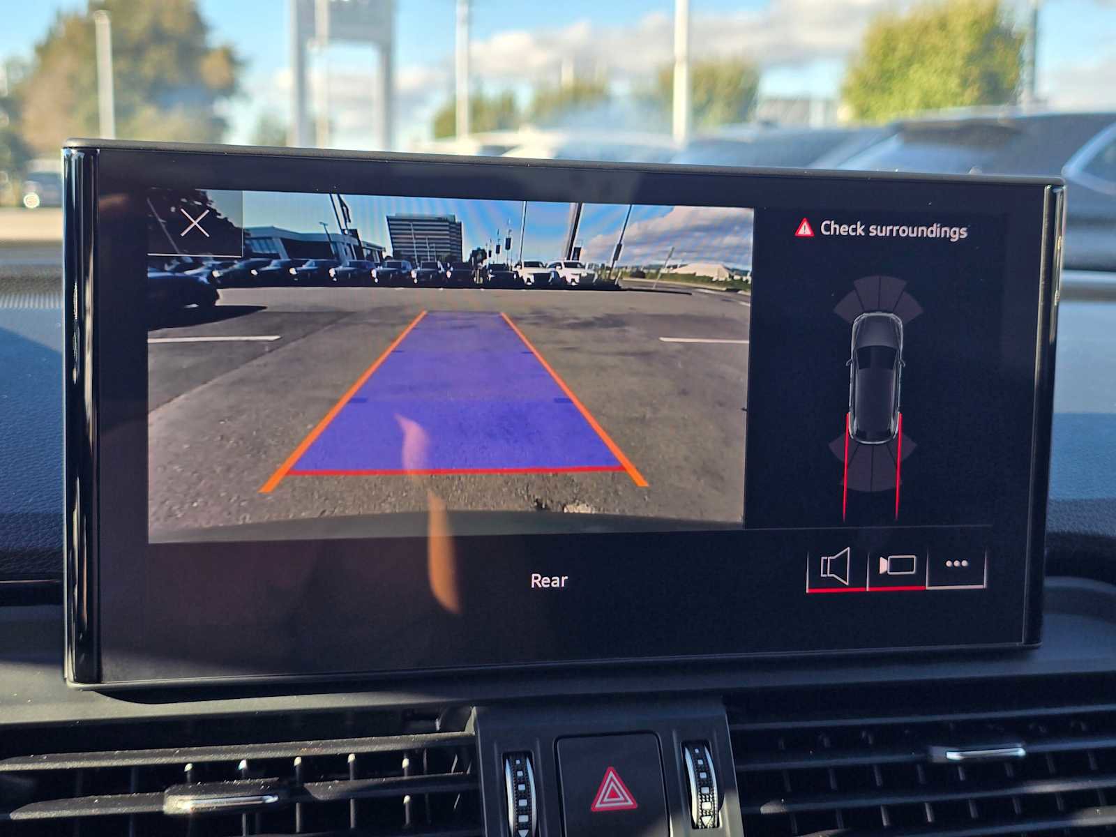 Certified 2025 Audi Q5 2.0T Premium image 31