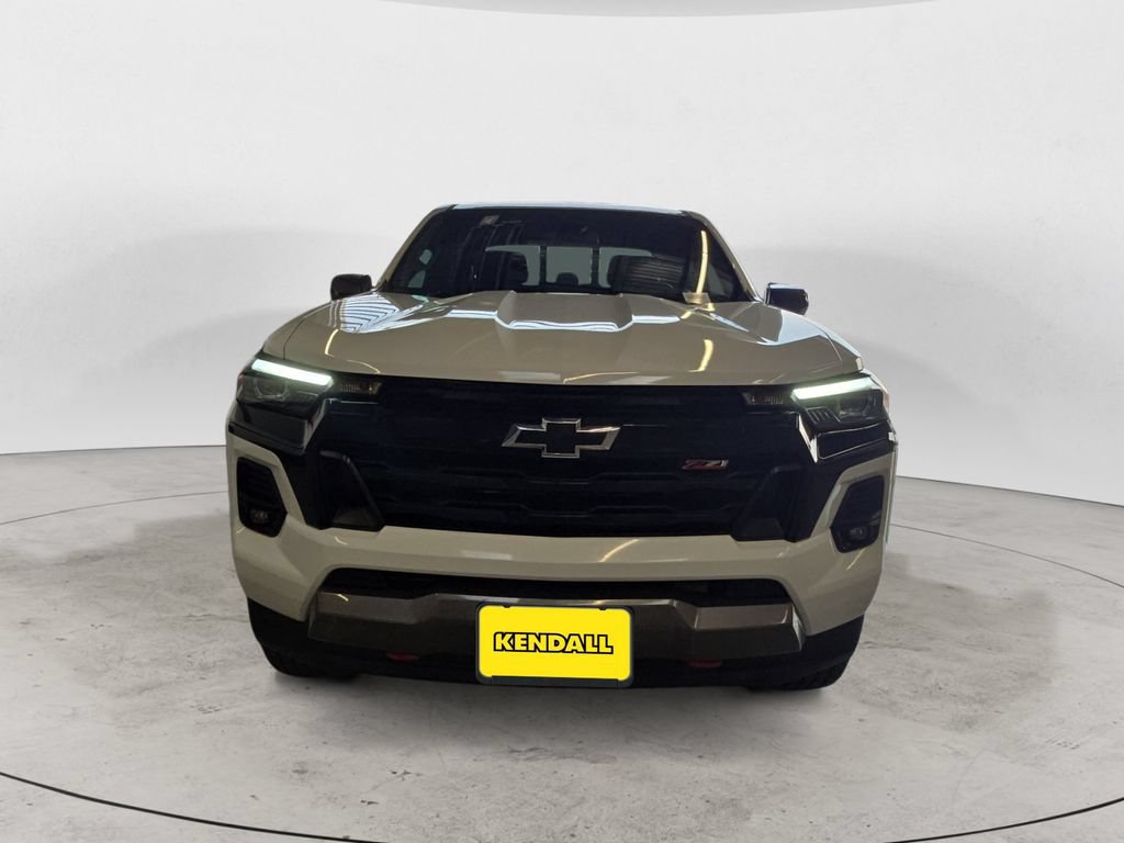 Certified 2023 Chevrolet Colorado Z71 w/ Z71 Convenience Package 2 AWD/4WD image 2