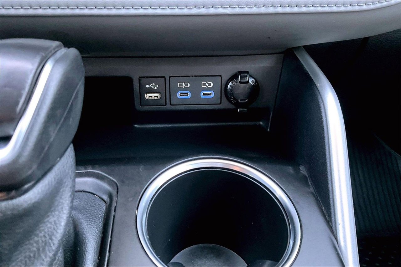 Used 2022 Toyota Highlander XLE image 17