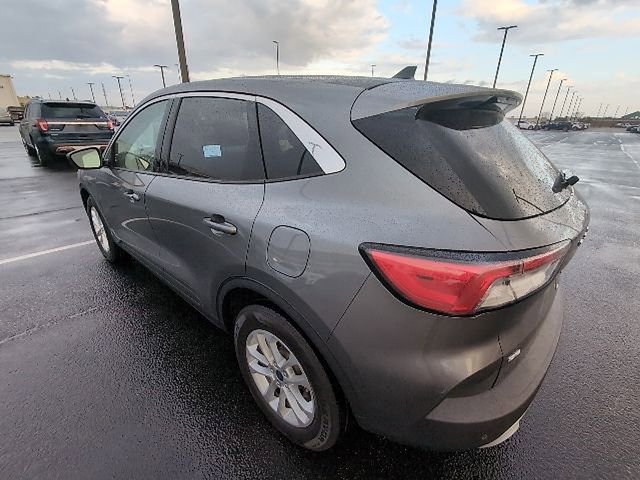 Used 2022 Ford Escape SE image 7