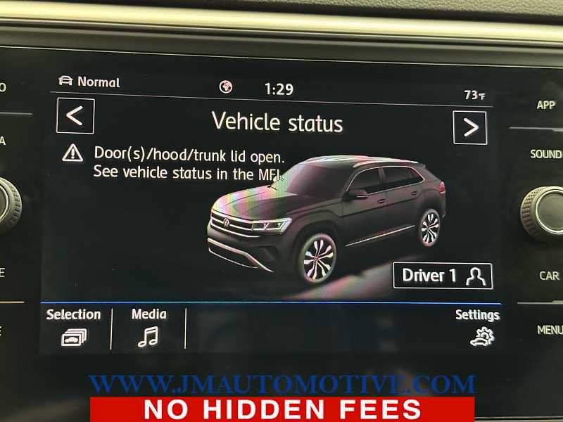 Used 2020 Volkswagen Atlas Cross Sport SE w/ Panoramic Sunroof Package AWD/4WD image 28