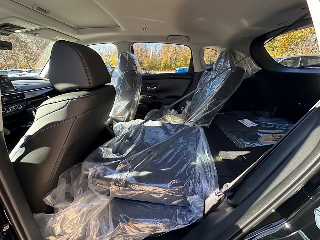 New 2025 Acura ADX AWD image 9