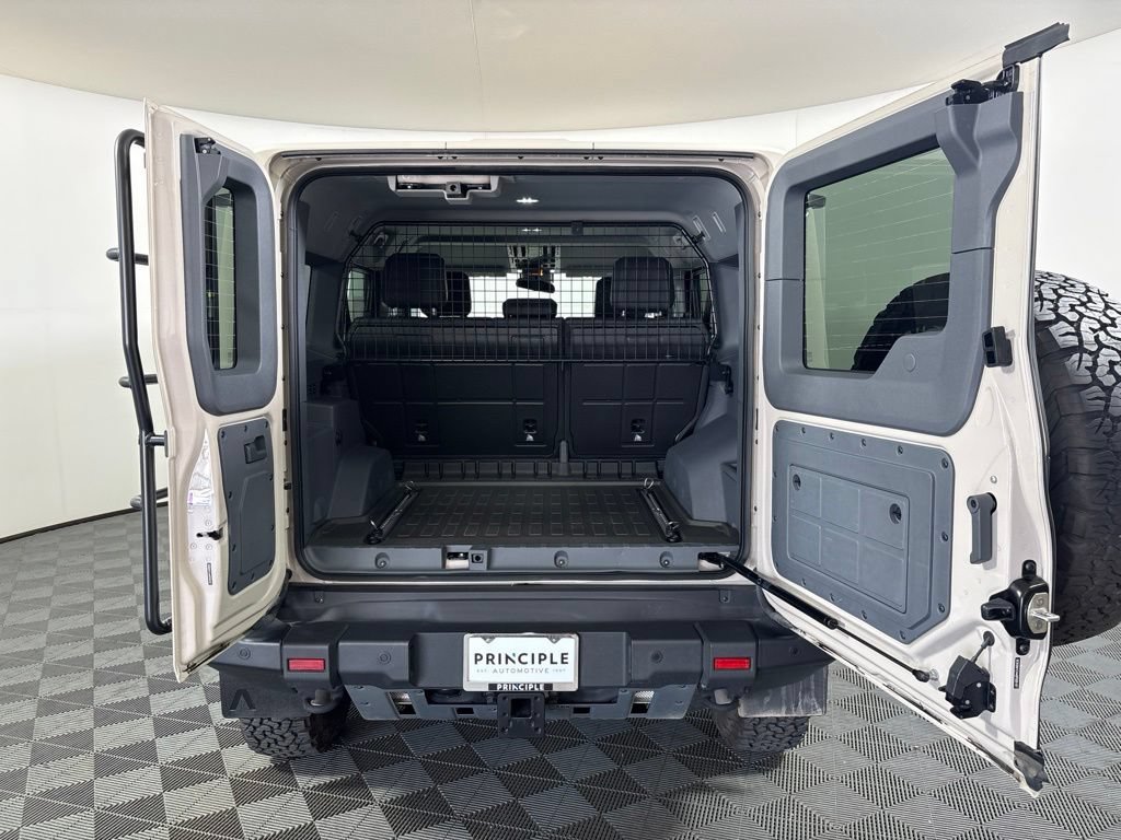 Used 2025 INEOS Grenadier Station Wagon AWD/4WD image 29