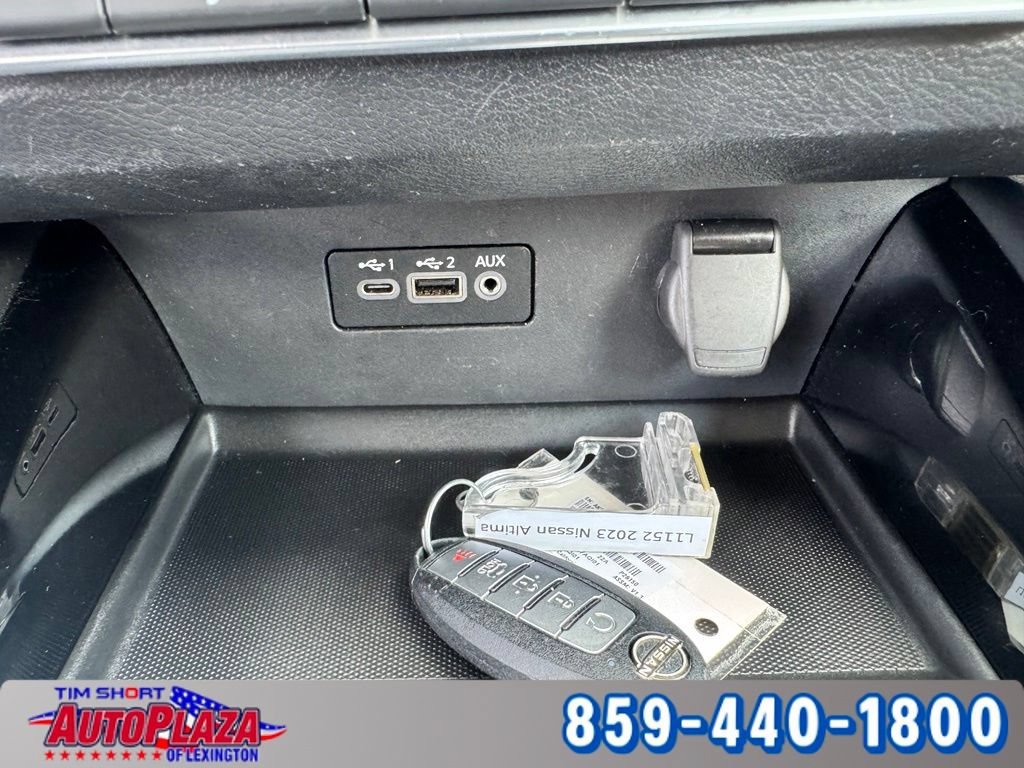Used 2023 Nissan Altima 2.5 SR FWD image 27