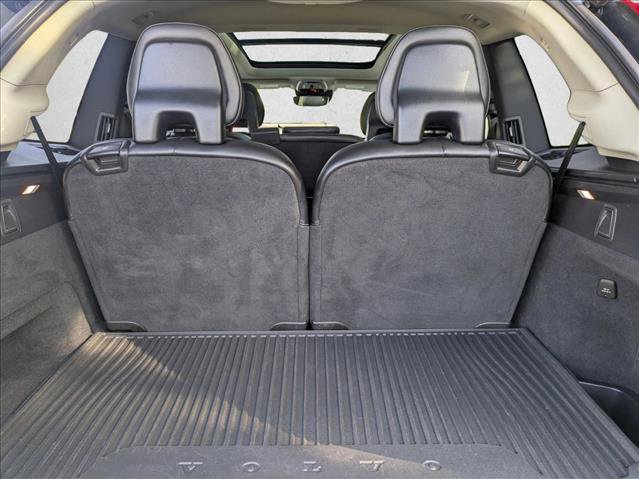 Used 2020 Volvo XC90 T5 Momentum image 6