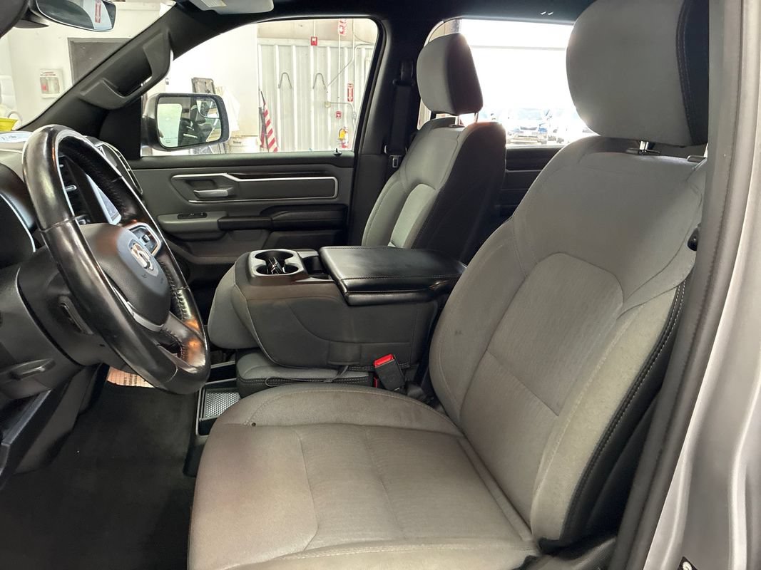 Used 2022 RAM 1500 Big Horn AWD/4WD image 8
