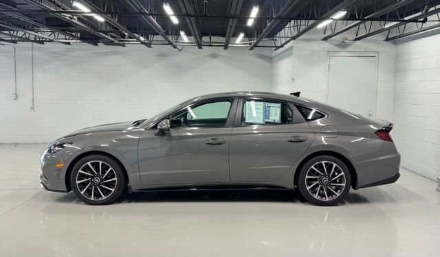 Used 2022 Hyundai Sonata Limited image 2