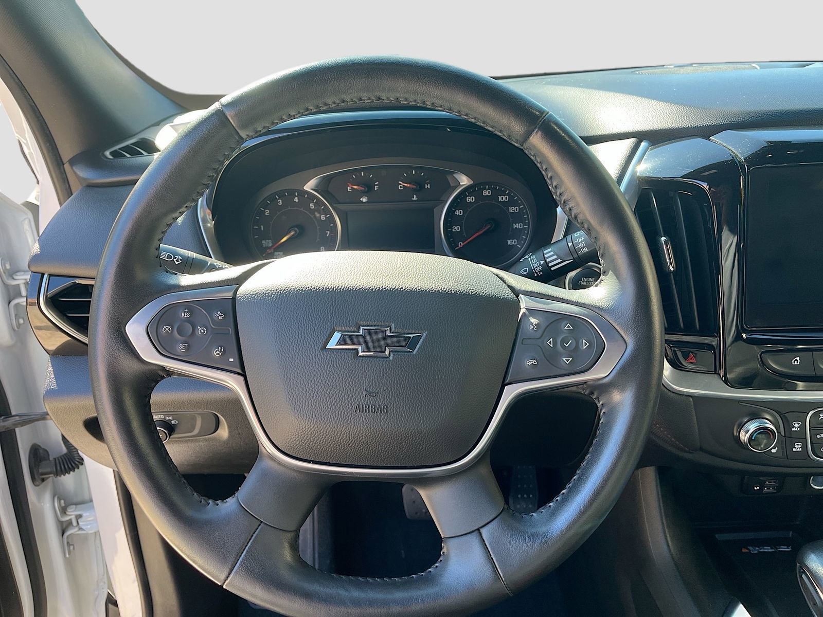 Used 2022 Chevrolet Traverse RS image 11