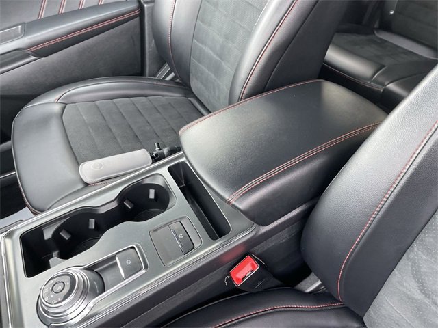 Used 2024 Ford Edge ST-Line image 20