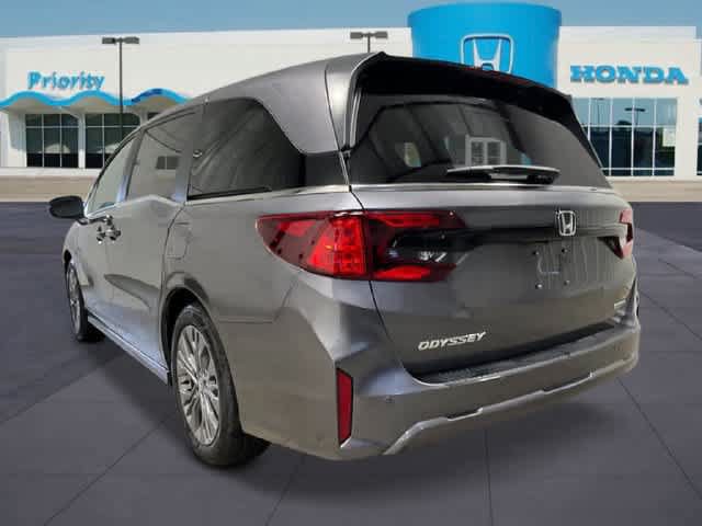 Used 2026 Honda Odyssey Touring image 3