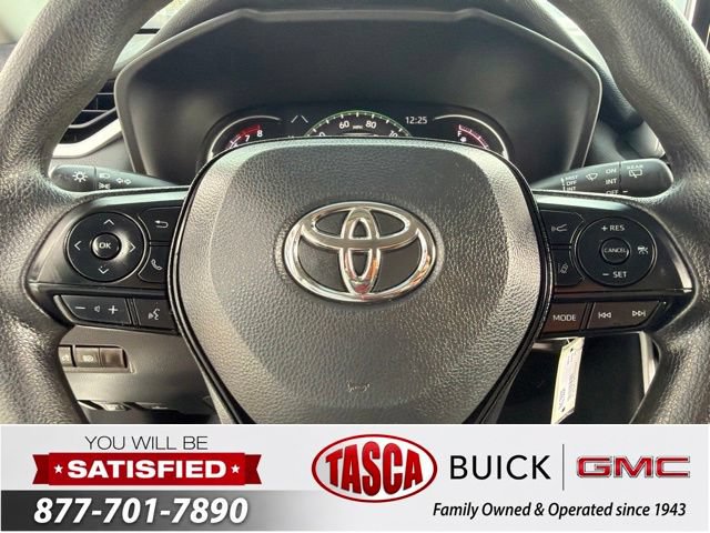 Used 2023 Toyota RAV4 LE FWD image 25
